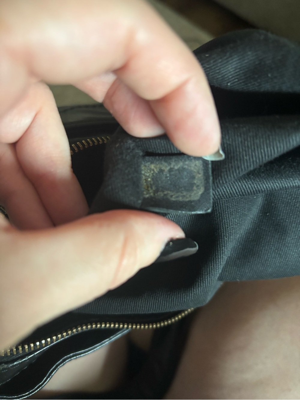 Traded. (Do not buy) Chanel Black Leather Shoulder Bag with Embossed Logo - Picture 5 of 16